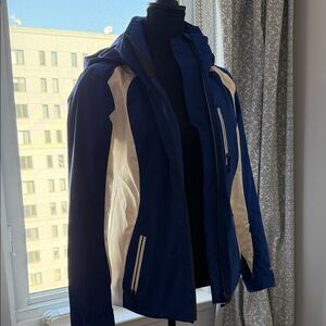 Obermeyer Women's Blue and White Ski Jacket BNWOT SZ. 4